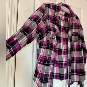 Aeropostale Plaid Button Down | Size XL in Juniors